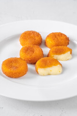 Camembert nuggets