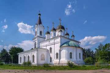 Fototapeta na wymiar Cathedral of the White Trinity, Tver, Russia