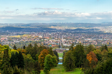 Fototapeta na wymiar Herbstspaziergang durch den wunderschönen Bergpark Kassel Wilhelmshöhe - Hessen - Deutschland