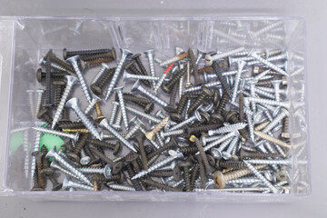 wood screws of various sizes and colors
