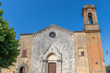 Fototapeta na wymiar Chiesa Santa Maria dei Servi, à Montepulciano, Italie