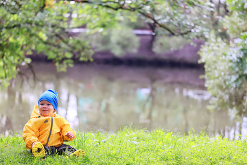 fun walk child raincoat, autumn seasonal waterproof outdoor walk