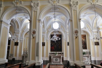 Fototapeta na wymiar Praiano - Cappelle di destra della Chiesa di San Luca