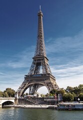Obraz premium Eiffel Tower in Paris, France