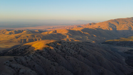 Fototapeta na wymiar Aerial View of Foothills of the Southwestern San Joaquin Valley in Kern County, California