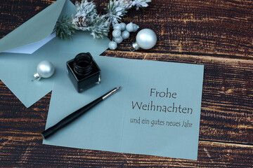 Weihnachtskarte: Grußkarte Frohe Weihnachten und ein gutes neues Jahr mit Weihnachtsdeko,Stift und...