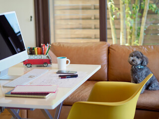 ホームオフィス　在宅勤務のワークスペース　快適空間　働き方　マイホーム　住宅設計　間取り図　住宅模型