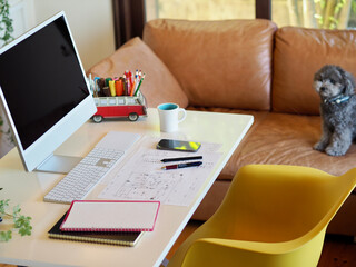 ホームオフィス　在宅勤務のワークスペース　快適空間　働き方　マイホーム　住宅設計　間取り図　住宅模型