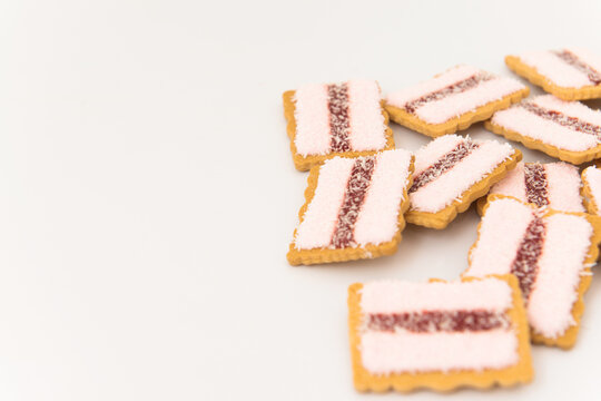 Pile of Ice Vovo biscuits