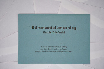 Ballot papers for postal voting (Stimmzettelumschlag ). Voting for the formation of a government.