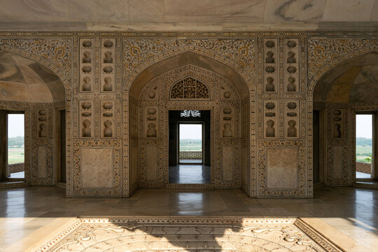 Architectural detail of the red fort in the city of Agra