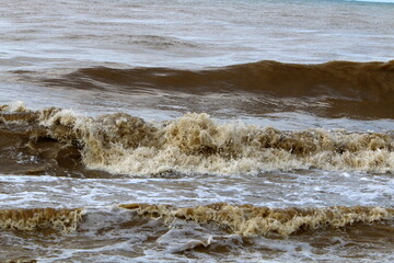 The color of the water in the mediterranean sea in shallow water