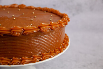 Delicious cake with dulce de leche. 
arequipe round cake