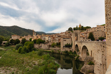 Fototapeta na wymiar Besalu medieval village in Spain