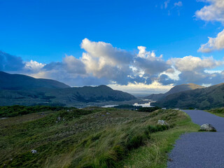 Naklejka premium landscape with lake