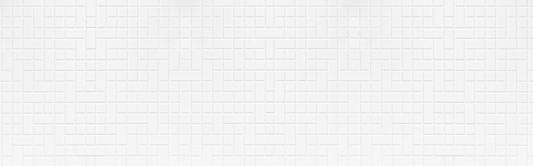 白のタイル目地の壁