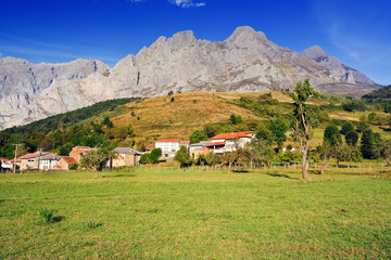 Posada de Valde&oacute;n