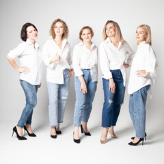 Obraz premium girls in white shirts
