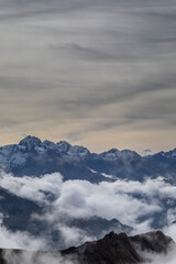 Fototapeta na wymiar Die Oberstdorfer Alpen - Nebelhorn im Herbst