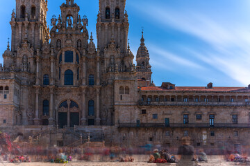 Fototapeta premium Santiago cathedral long exposure with many pilgrims
