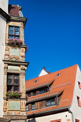 freiberg, deutschland - renaissance erker und dach von einem alten haus