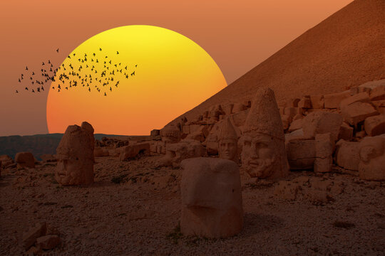 Nemrut Mountain, the most beautiful sunset in the world - Adıyaman, Turkey