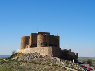 Consuegra, localidad española famosa por sus molinos de viento.