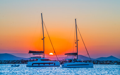 Sonnenuntergang in der Marina von Naxos