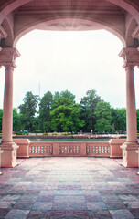 Fototapeta premium arches in the park
