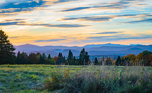 evening view of the Green Mountains In Vermont at sunset © vermontalm