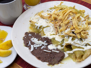 mexican food chilaquiles