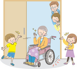 車椅子のシニア女性とバリアフリー住宅