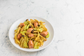 ウインナーと野菜のカレー炒め