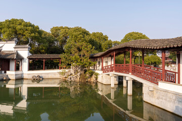 Fototapeta na wymiar A traditional garden in the Jiangnan style