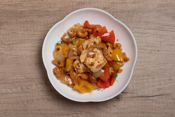 Stir Fried Sweet Chili Chicken with Cashew Nuts