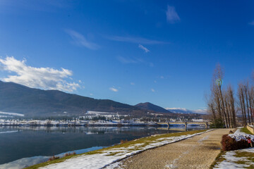 Obraz premium Winter landscapes at a lake