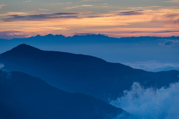 槍ヶ岳の夕景色