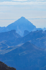 Le vette dolomitiche tra Val Badia e Val Gardena, all'interno dell'area UNESCO, vicino al paese di Corvara, Trentino Alto Adige - agosto 2024