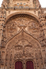 Detalles de puerta arquitectónica