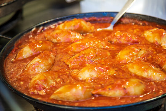 Encornets far&ccedil;is.