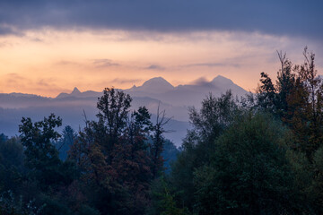 Bergsicht am Morgen