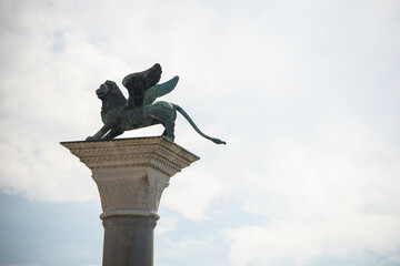 León de Venecia.