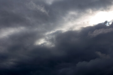 Obraz premium There is a black storm cloud in the sky