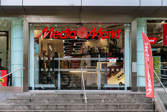 Media markt spain hi-res stock photography and images - Alamy