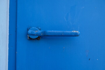 FU 2021-11-01 HebstBunt 369 Blaue Tür mit blauer Klinke