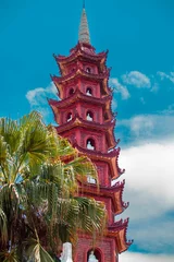 Fotobehang Historisch monument Tran Quoc-tempel Hanoi Vietnam