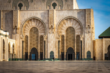 Fototapeta na wymiar courtyard of a mosque, hassan ii mosque, casablanca, morocco, north africa, 
