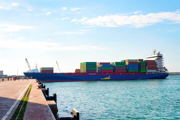 Cargo ship freight logistics Porto