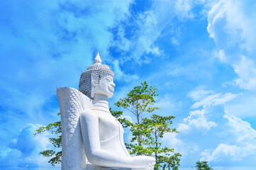 Big Buddha statue, Low angle