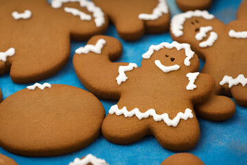 gingerbread cookies, a traditional english food, gingerbread men